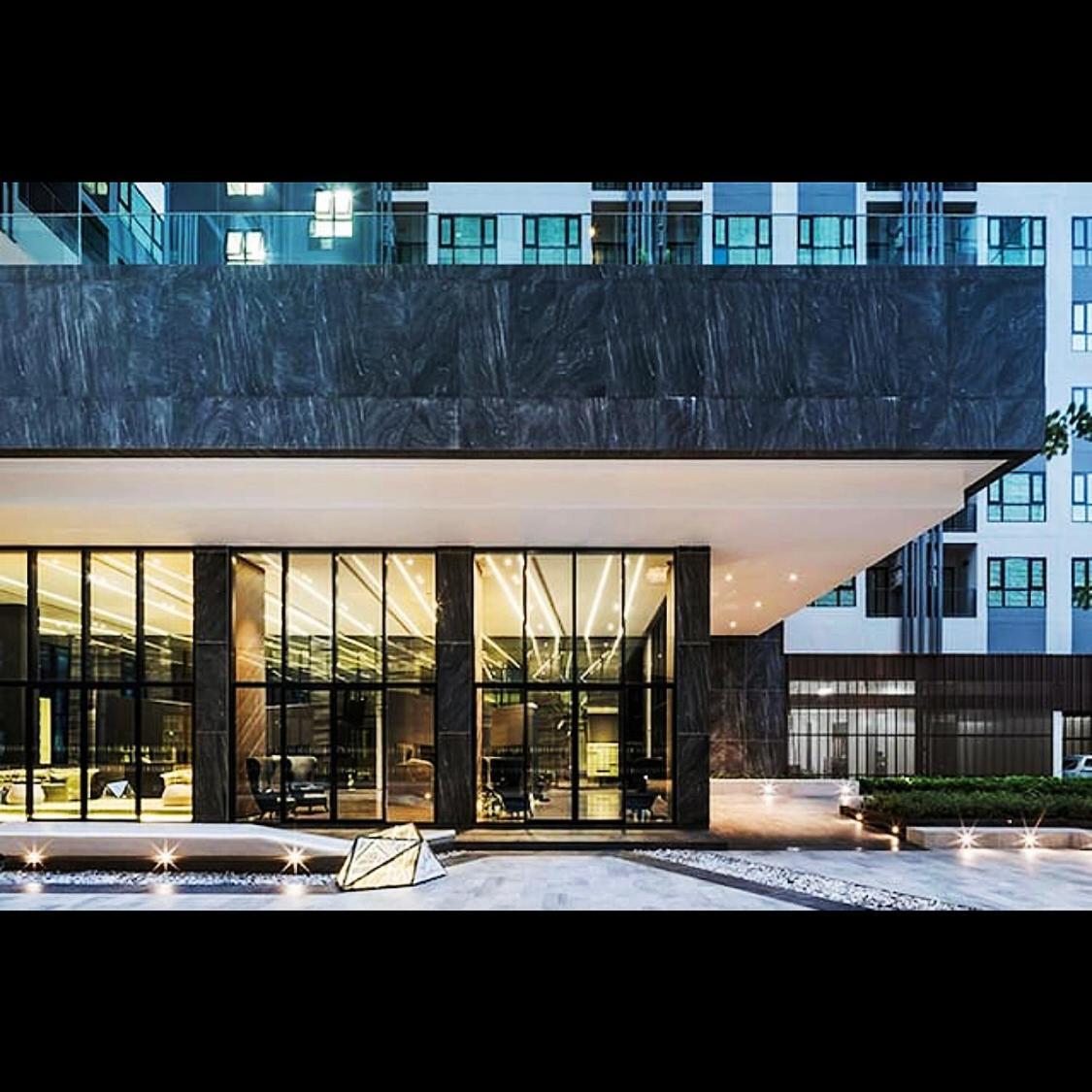 The Base Central Pattaya Exterior photo